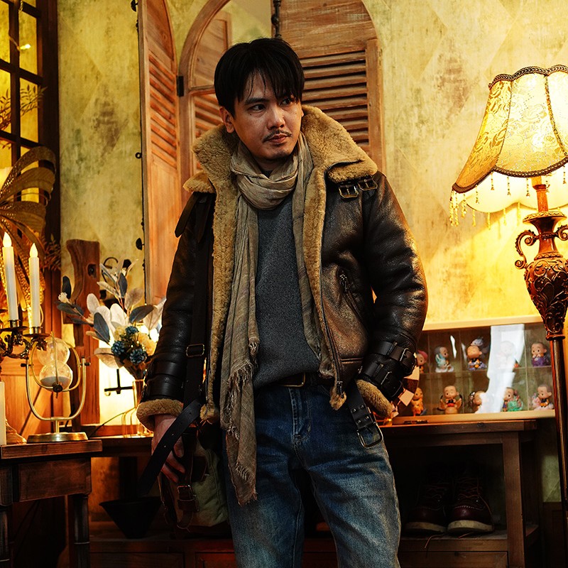 复古莫臣皮毛双层领短款夹克