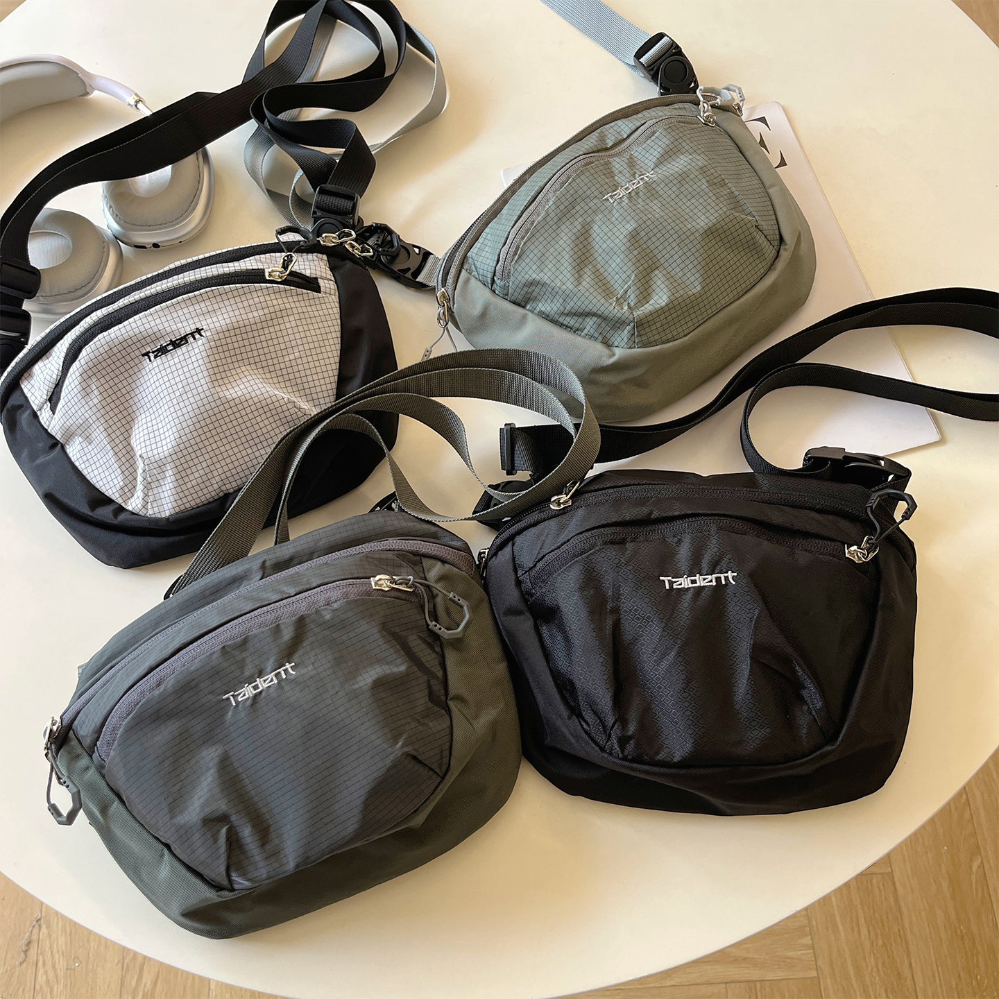 2025休闲百搭斜挎包包男女通用小垮包轻便通勤单肩包手机包帆布包