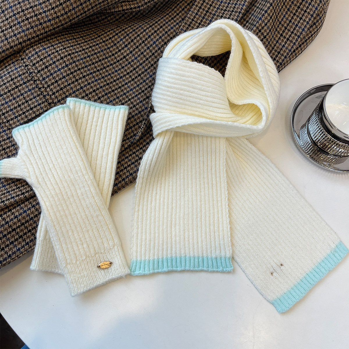 韩系复古简约拼色毛线针织围巾女秋冬季软糯百搭加厚保暖半指手套,服饰配件/皮带/帽子/围巾,围巾/丝巾/披肩,淘宝优惠券,粉丝福利购,淘宝优惠卷