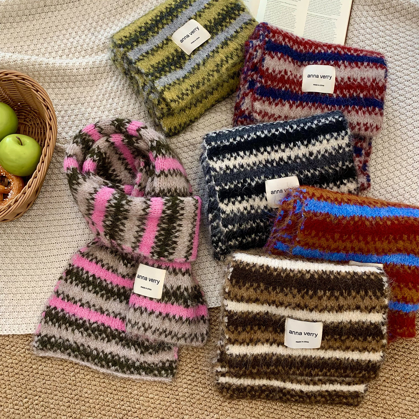 2025新款秋冬季针织条纹围巾女高级氛围感保暖防寒装饰百搭围脖 2025新款秋冬季针织条纹围巾女高级氛围感保暖防寒装饰百搭围脖