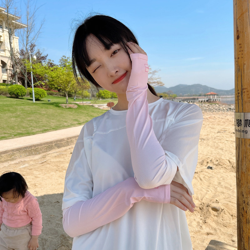 그라데이션 아이스 슬리브 자외선 차단 여성 여름 아이스 실크 얇은 소매 통기성 슬리브 긴 장갑 인터넷 연예인 팔 보호대 운전 슬리브