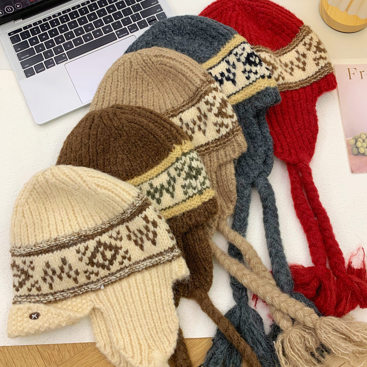 冬季保暖护耳针织毛线帽显脸小女