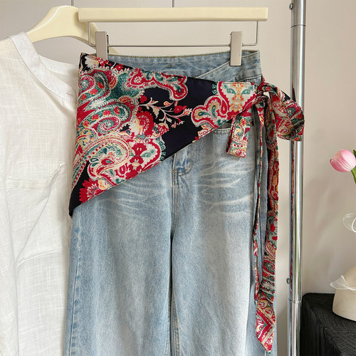 2025新款佩里斯纹复古三角巾屁帘
