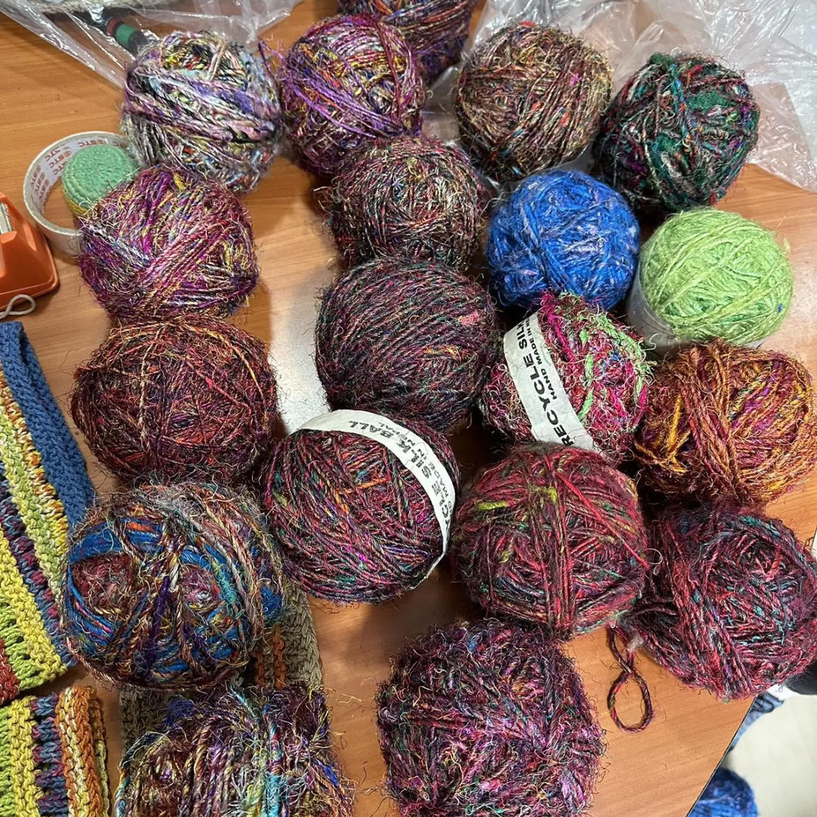 尼泊尔手工手捻蚕丝线手混线多彩植物丝线团diy钩针手编包包荨麻,服饰配件/皮带/帽子/围巾,毛线,淘宝优惠券,粉丝福利购,淘宝优惠卷