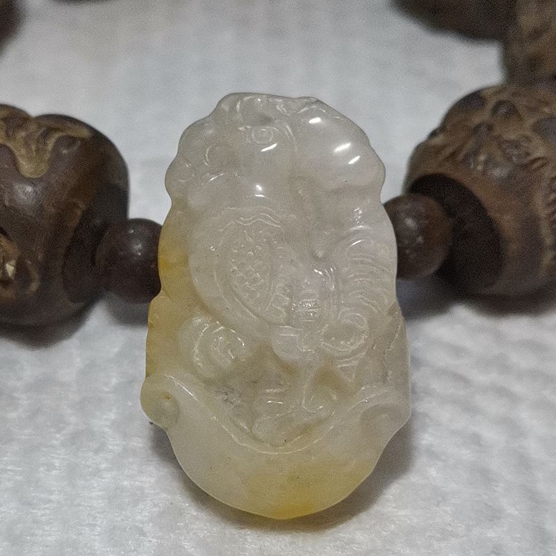 黄玉三合天乙贵人生肖鸡吊坠男女生日礼物金鸡聚财玉坠挂件ya01d