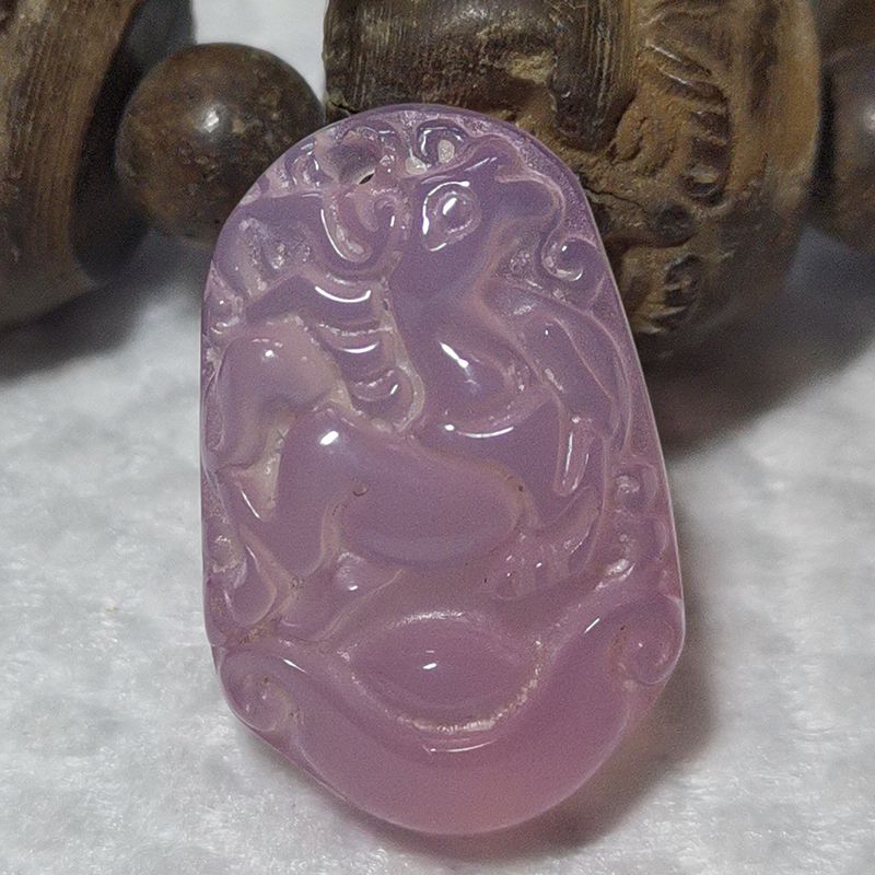 粉玉髓三合桃花天乙贵人生肖马吊坠男女生日礼物挂件饰品项坠小号