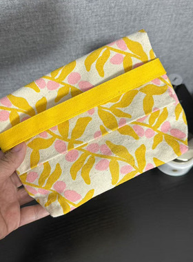 四件包邮 出口尾货纯棉帆布黄色花化妆包收纳包随身便携包中包