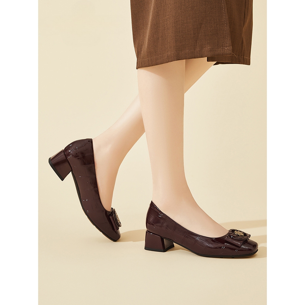 粗跟配裙子妈妈鞋女2025新款春秋喜婆婆婚宴鞋子一脚蹬单鞋