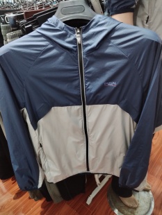 男士 休闲拼色简约百搭防晒衣 连帽薄款 时尚 透气皮肤衣 外套 夏季