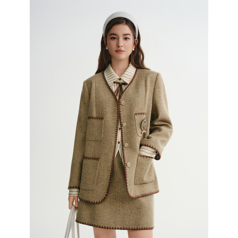 独束大码女装【枫糖玛德琳】彩点花呢学院风外套冬季正肩上衣