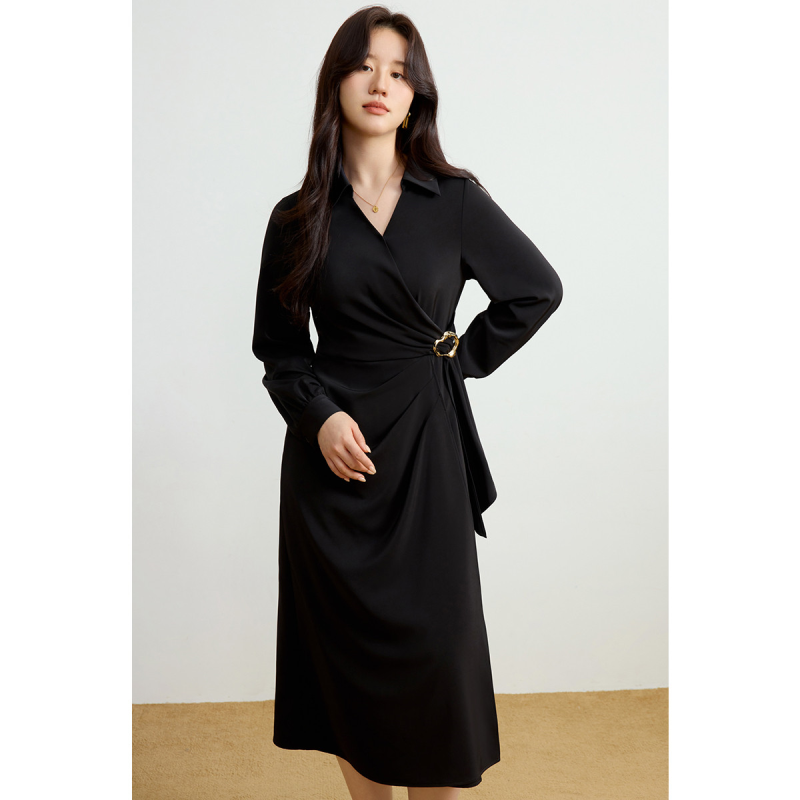 独束大码女装通勤气质金属腰袢连衣裙2025春季围裹造型感长裙