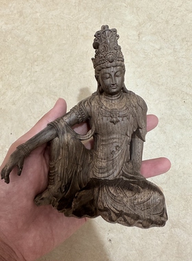 沉香木雕自在观音实木观自在菩萨摆件家用供奉佛像客厅书房工艺品