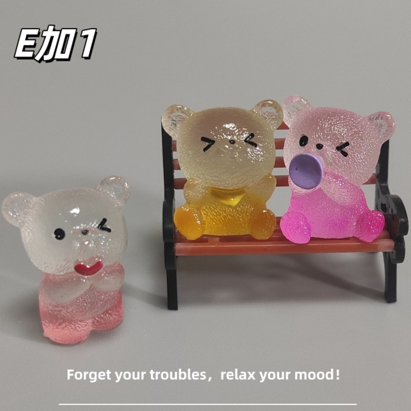 E加1 新款卡通可爱夜光小熊微景观小摆件 车载工位装饰治愈小礼物