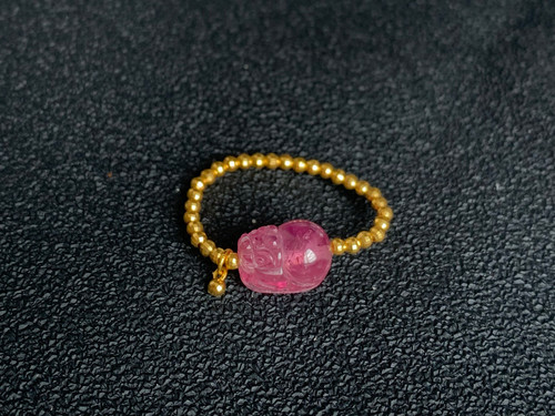 送礼18k金貔貅碧玺玫红色戒指蹦迪珠戒指简约女款招财指环