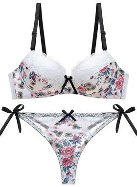 Girls' printed sexy lace lace bra gathered together 花