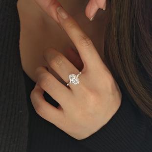 轻奢高级感高碳钻求婚婚戒椭圆 D色鸽子蛋钻戒5克拉925纯银点钻款