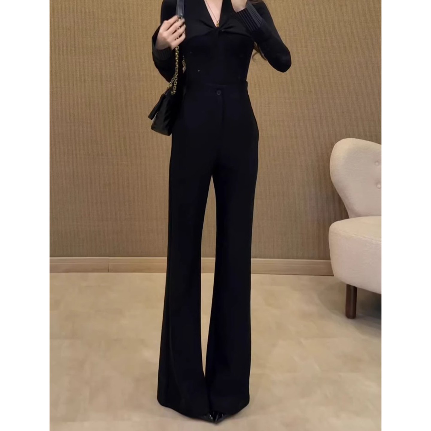 黑色不贴腿加绒微喇西装裤女2025冬季新款高腰窄版直筒拖地喇叭裤,女装/女士精品,大码裤装,淘宝优惠券,粉丝福利购,淘宝优惠卷