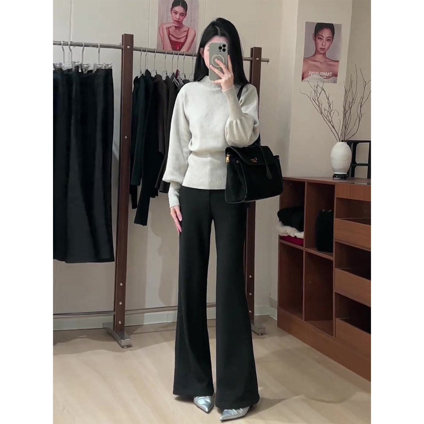 黑色不贴腿微喇裤女秋冬季2025新款小个子休闲阔腿显瘦西装喇叭裤,女装/女士精品,大码裤装,淘宝优惠券,粉丝福利购,淘宝优惠卷