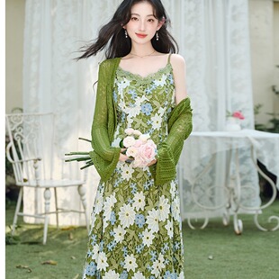 法式夏季新款温柔甜美气质性感少女初恋水溶蕾丝吊带连衣裙两件套