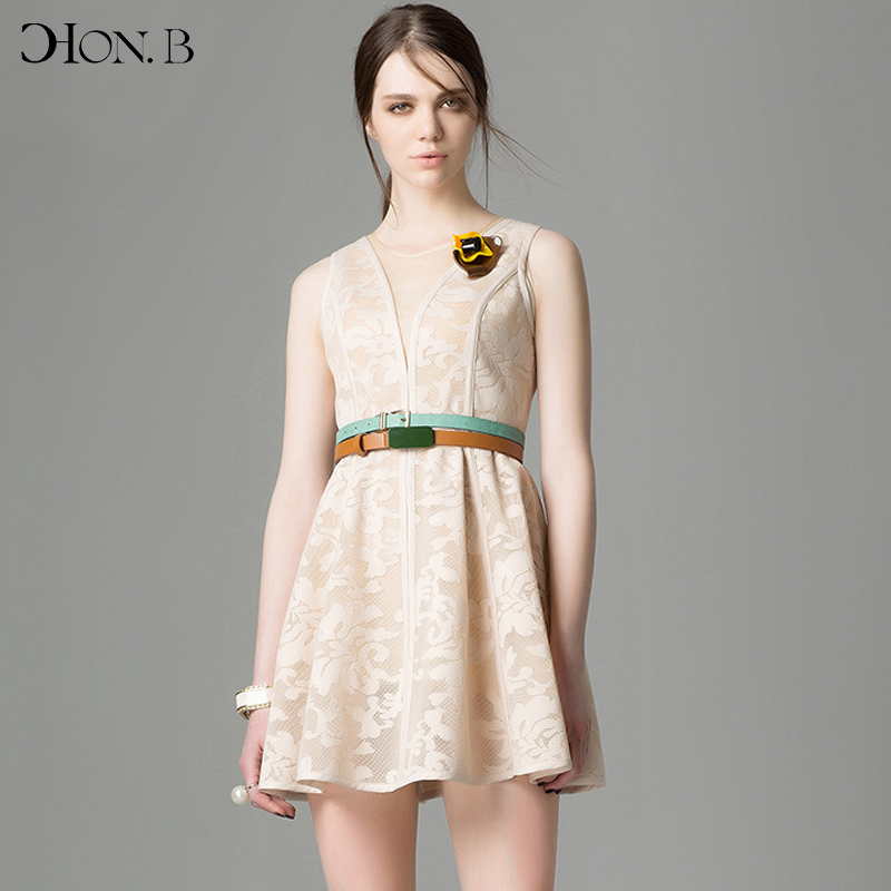 HONB红贝缇春秋新款太空棉绣花显瘦镂空拼接蕾丝无袖连衣裙