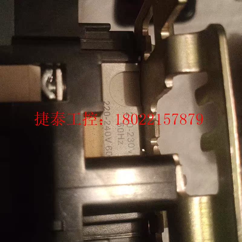 议价 施耐德交流接触器LC1D40拆机件成色如图功能正常.自定95