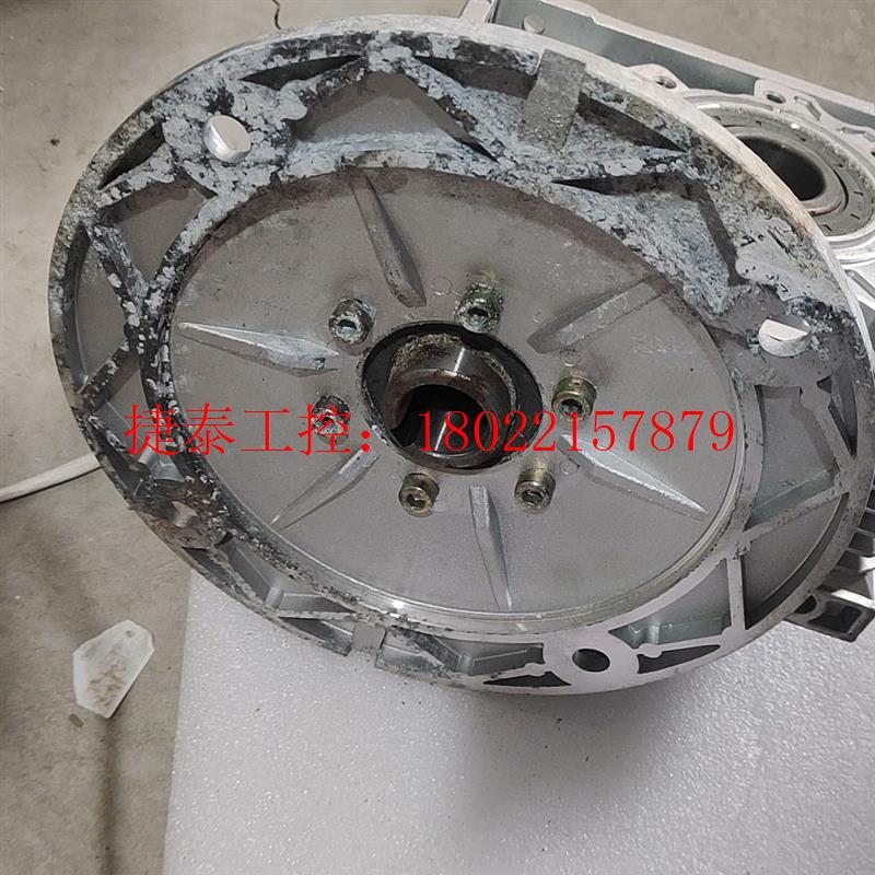 议价 Y100L1-4,2.2KW电机,铝壳,400元