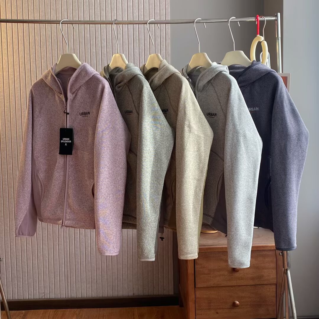 户外山系高密阳离子抓绒衣情侣亲子保暖加绒拼色连帽卫衣休闲外套