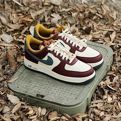 耐克Nike Air Force 1 Low圣诞男女空军一号低帮板鞋休闲鞋HQ3612