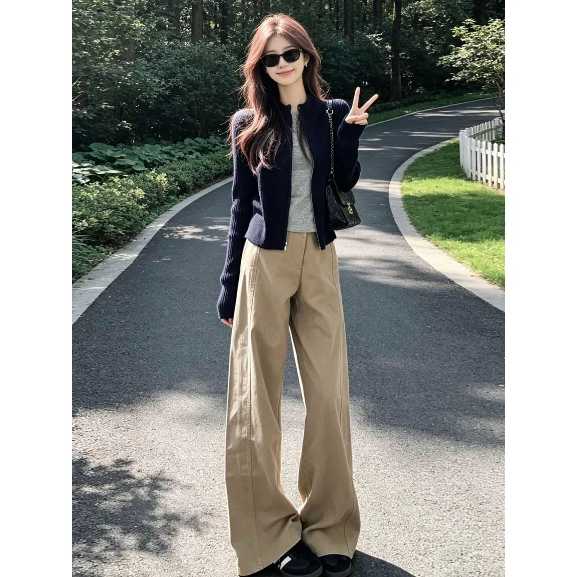 高级感立领拉链针织开衫女春秋季
