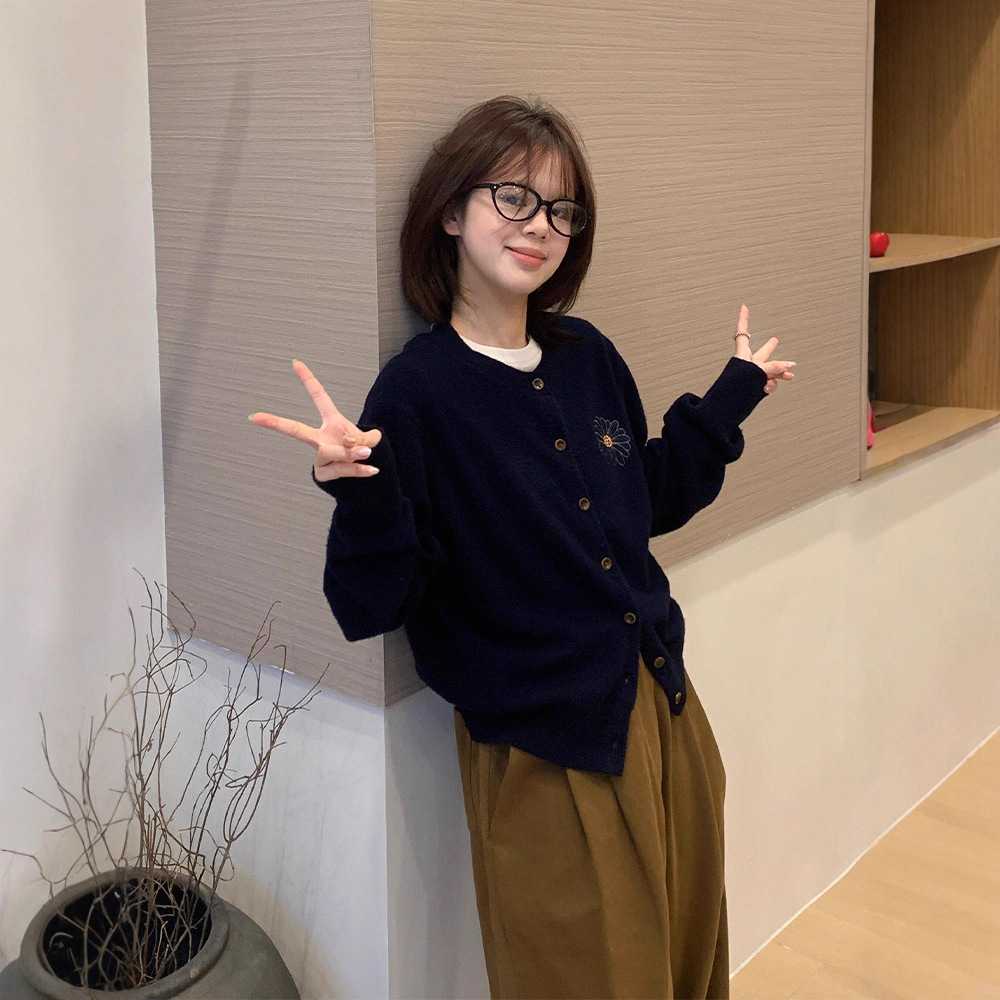 早秋慵懒风藏蓝色毛衣开衫外套女
