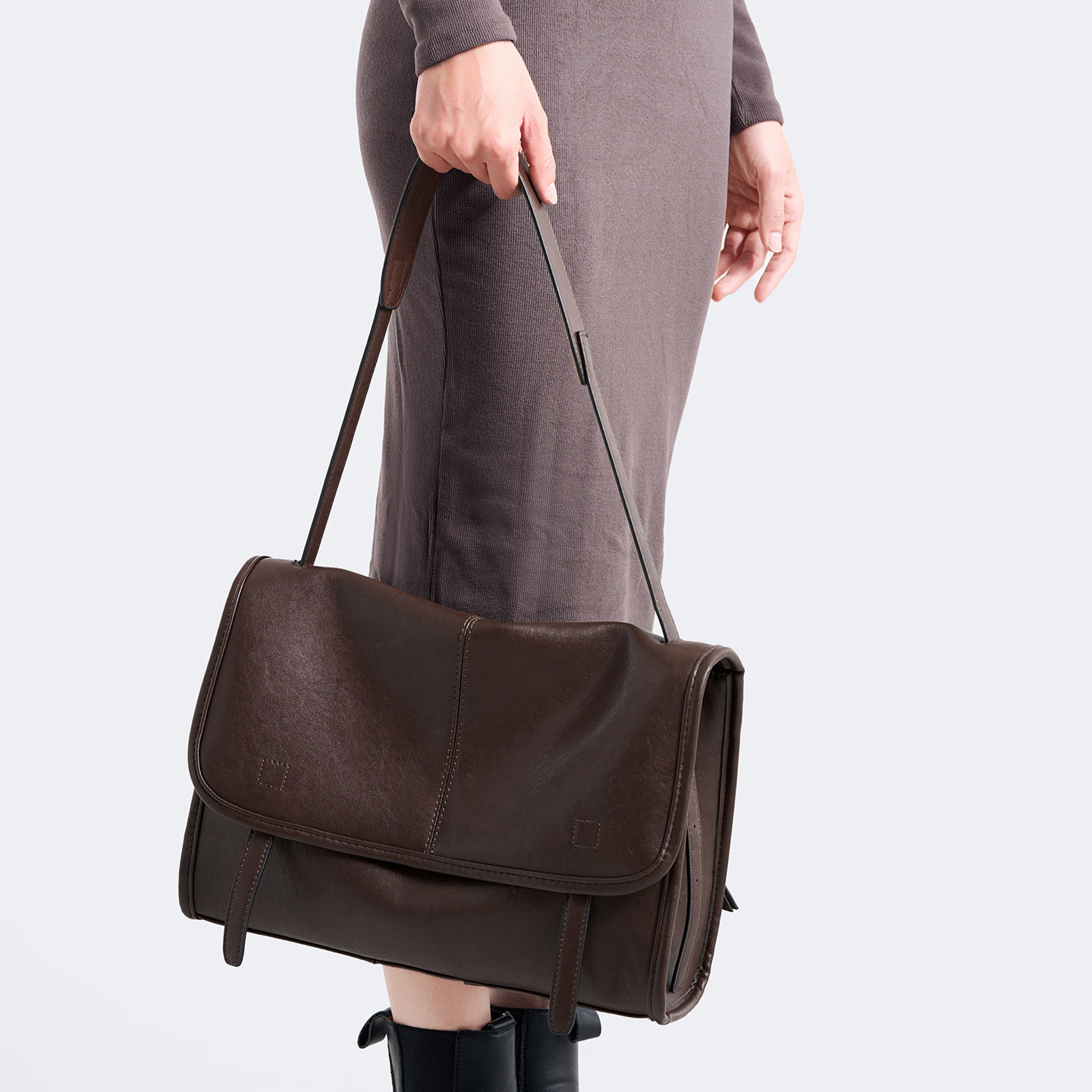 2026新款潮植鞣羊皮信使漫邮差包女松弛大容量通勤复古单肩斜挎包,箱包皮具/热销女包/男包,托特包,淘宝优惠券,粉丝福利购,淘宝优惠卷