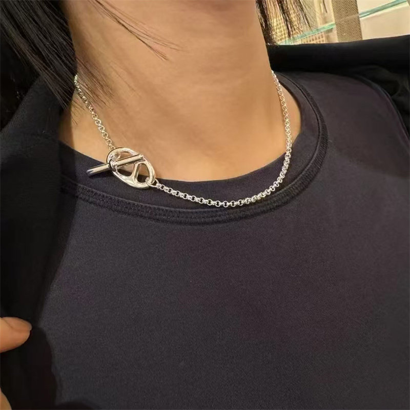 高端定制银白色项链女质感精工时尚短款锁骨链四季OL素银V金材质