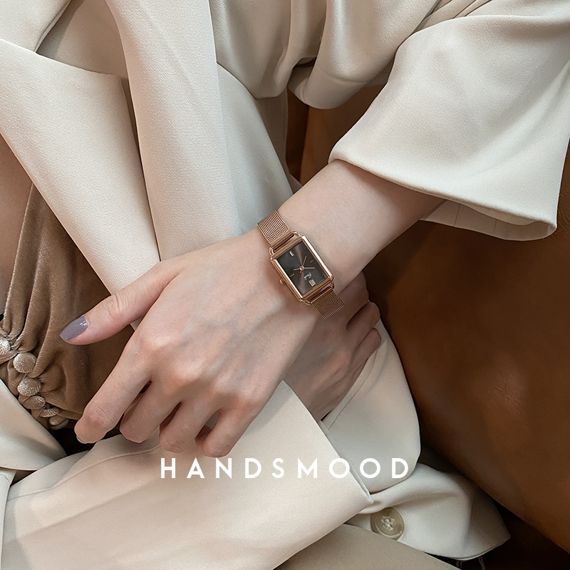 handsmood 韩国简约时尚方形复古石英表学生百搭气质手表女表A57