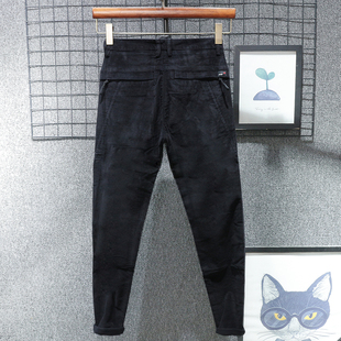香港秋季灯芯绒休闲裤男灯草绒裤子小直筒黑色条绒修身小脚长裤