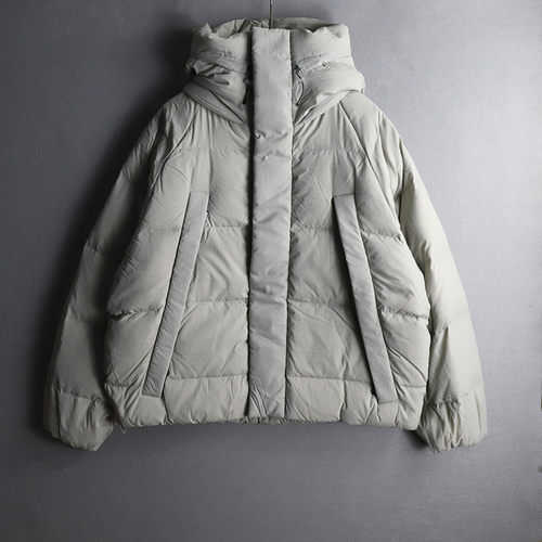 简约连帽户外常规纯色羽绒服保暖