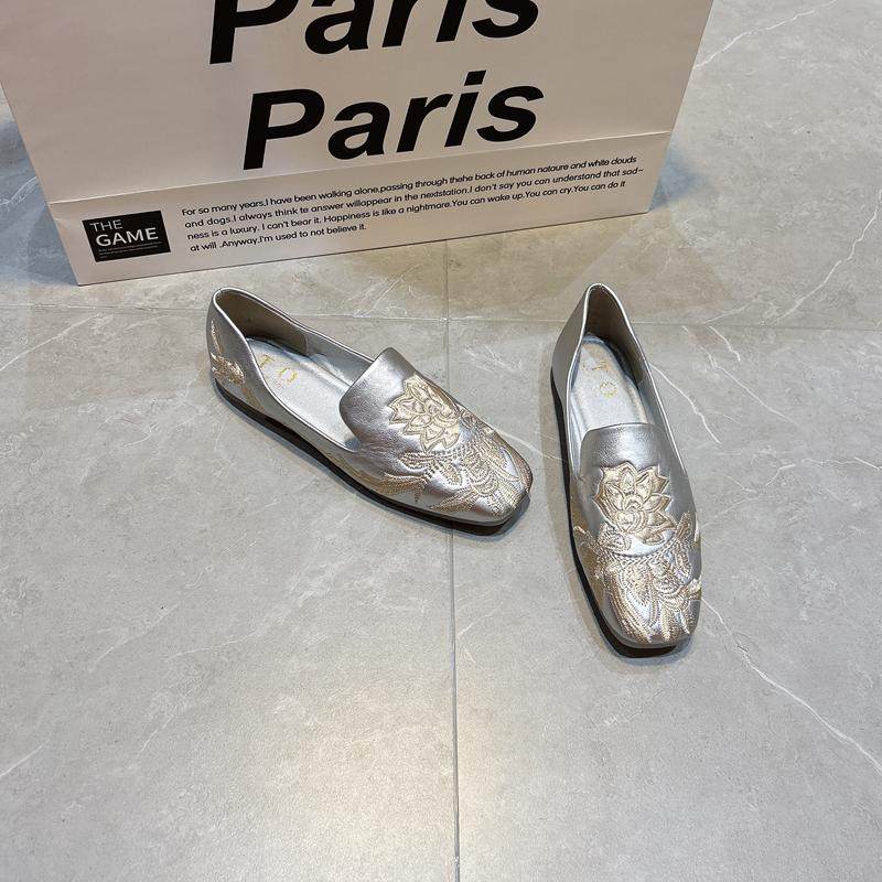 2025年秋季新款旗袍鞋女复古时尚豆豆鞋国风汉服平底方头百搭单鞋,女鞋,浅口单鞋,淘宝优惠券,粉丝福利购,淘宝优惠卷