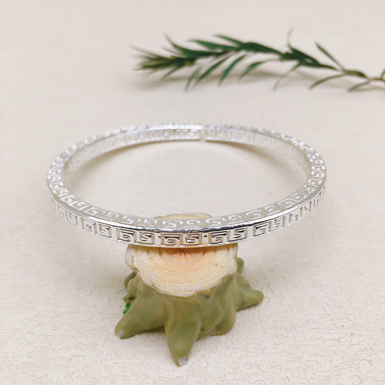 胜银·万不断花四方实心足银999手镯男生女生通戴送礼物纯银手镯