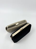 The remaining stock of the UK order from outside is a fashionable, light luxury, shiny velvet surface, metal mouth and gold chain evening clutch thumbnail 7