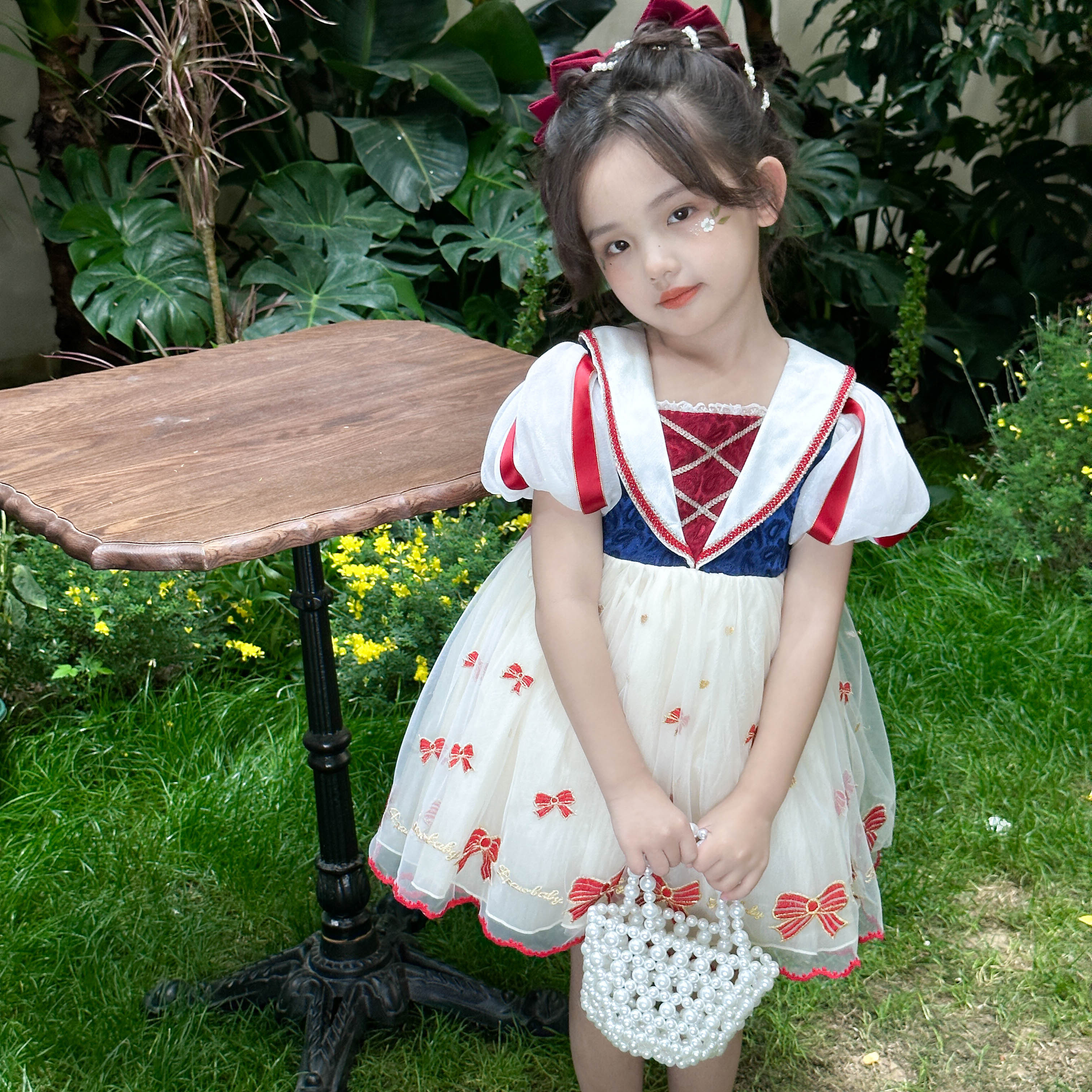 女童2024夏季新白雪lolita可爱公主裙儿童短袖会发光六一网纱童裙