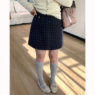 Omang桃喜 防走光内衬格子短裙女早秋复古显瘦短款a字半身裙