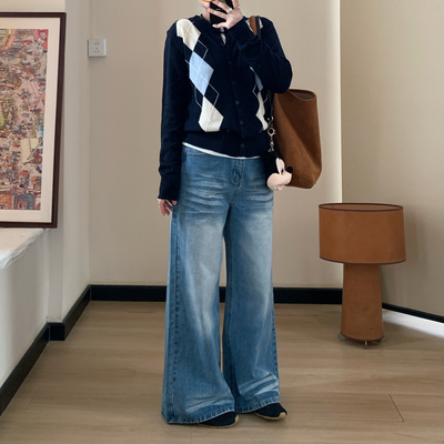 Omang桃喜 水洗立体猫须纹牛仔裤女秋季设计感浅蓝色宽松直筒长裤