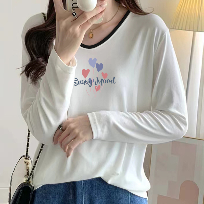 2025年秋季长袖t恤女撞色拼接打底纯棉小众设计感正肩显瘦V领上衣