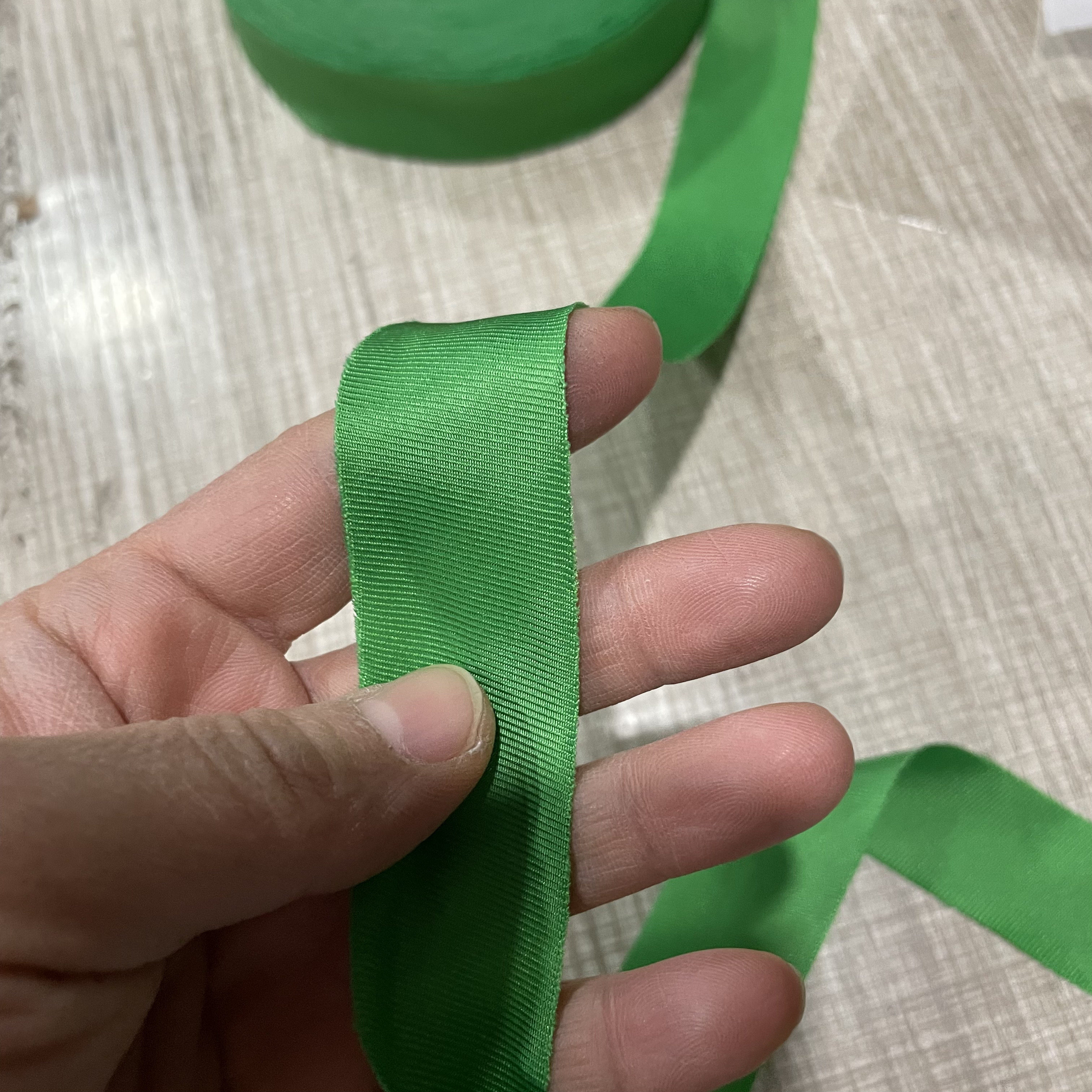 绿色桑蚕丝包边条布料斜裁滚边条 丝棉包条高档服装辅料特价