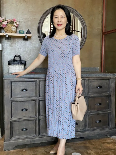 夏季弹力风格褶皱连衣裙时尚印花宽松显瘦妈妈装新款圆领裙子短袖