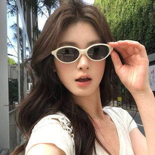 复古赫本风白色猫眼墨镜旅游拍照女防紫外线可配近视太阳镜yaoll