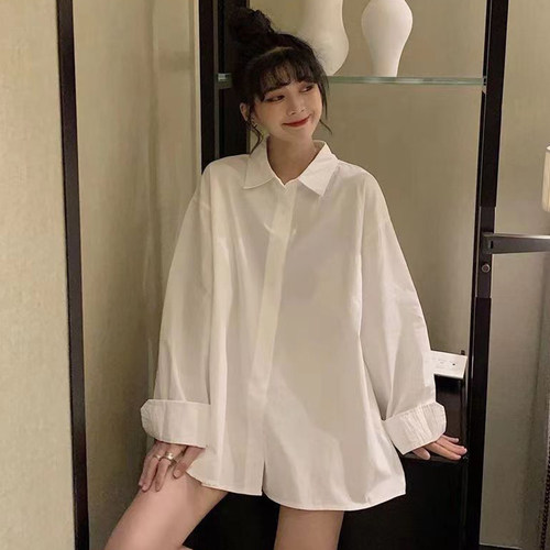 宽松韩版单排多扣长袖百搭衬衫