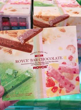日本royce巧克力草莓抹茶