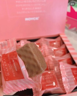 新货！日本北海道 ROYCE威化巧克力 草莓巧克力威化华夫饼干 12枚