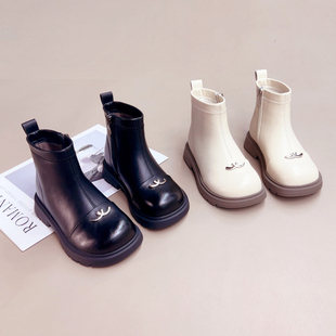女童鞋子2025秋冬季新款儿童马丁靴子短靴女宝加绒公主风软底皮靴