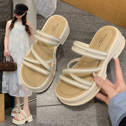 厚底增高凉拖鞋女外穿沙滩一字拖